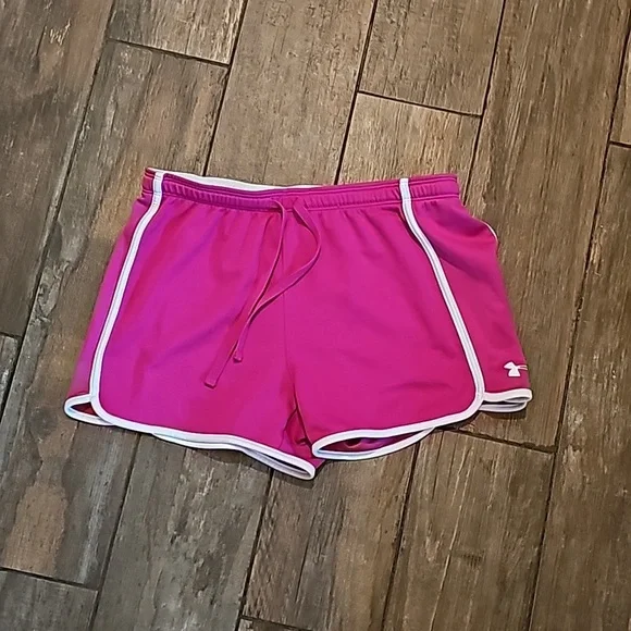 3 Nike and Under Armour shorts - Picture 4 of 6